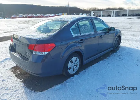 2013 Subaru Legacy 2.5I z USA, uszkodzony, nr VIN 4S3BMCA62D3042434